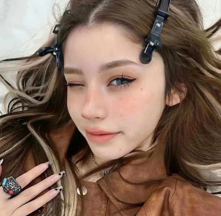 四十五小姐